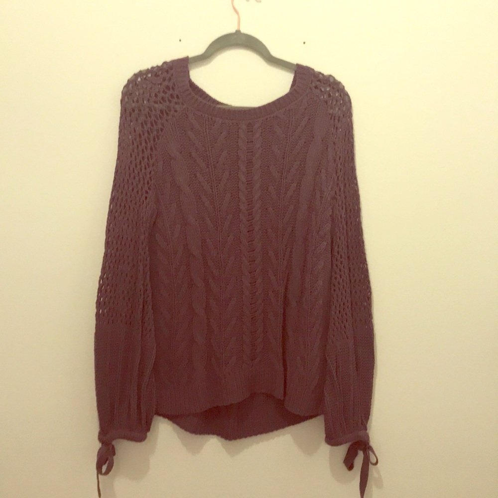 Cable knit Express sweater with bow tie sleeves